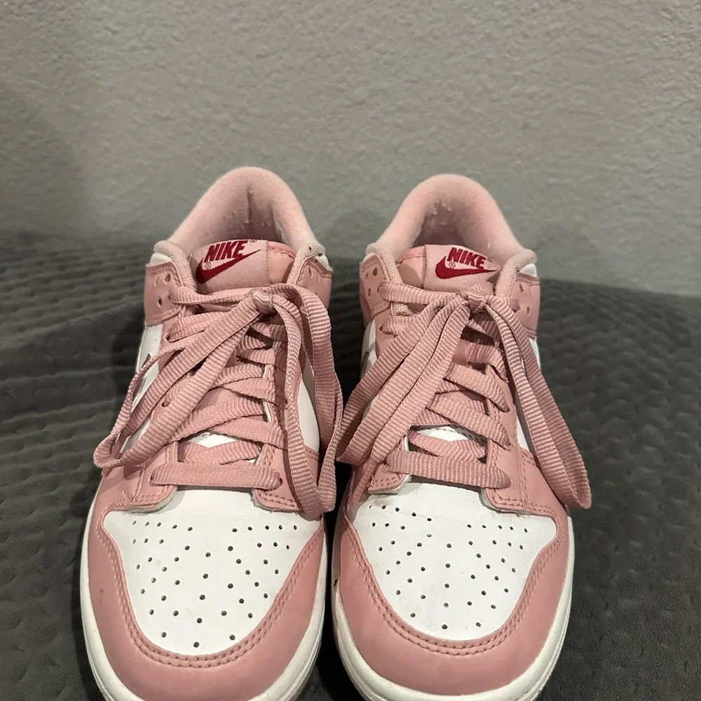 Nike low top